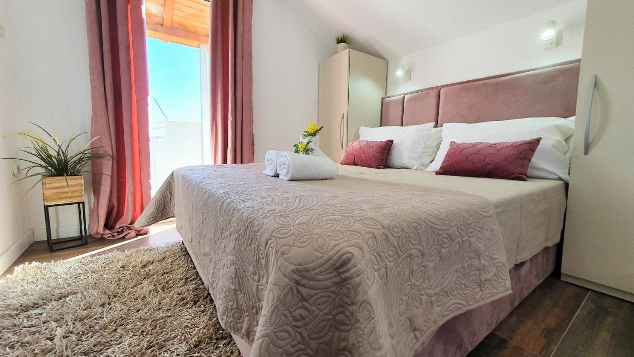 Anas Lagoon Holiday House With Pool At Azure Beach 小德尔韦尼克岛 外观 照片